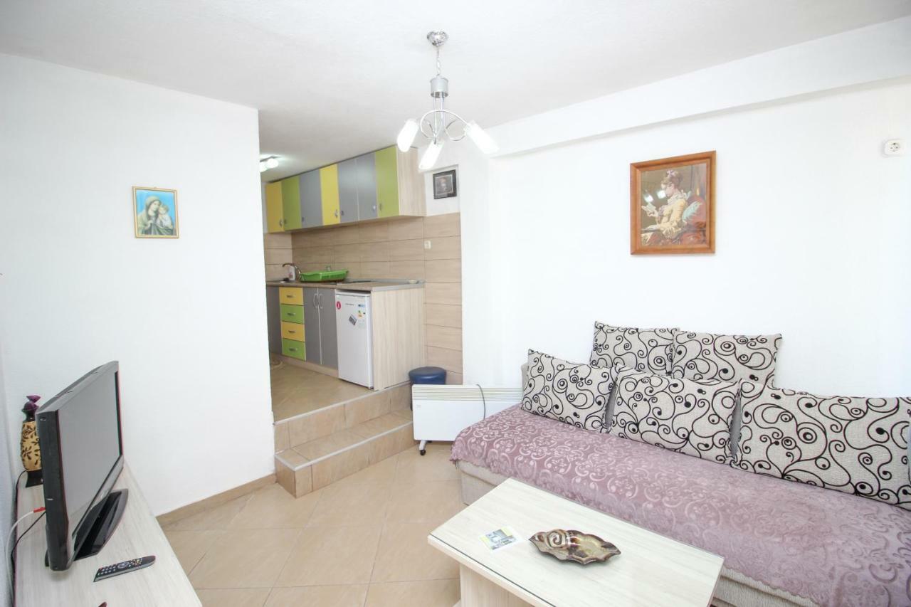 Apartmani Mishe Vevčani Eksteriør billede